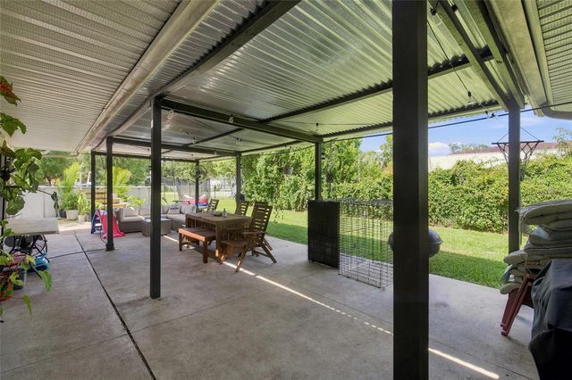 224 N MCGOWAN AVENUE, Crystal River, FL 34429