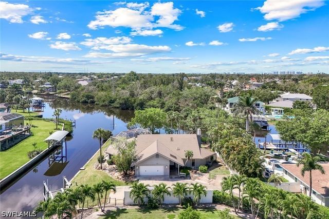 27151 Flossmoor DR, Bonita Springs, FL 34135