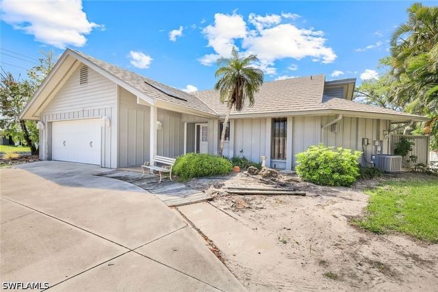 27151 Flossmoor DR, Bonita Springs, FL 34135