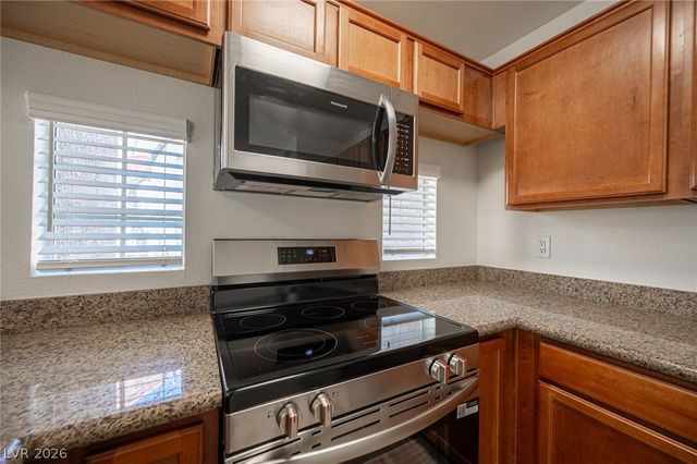 2101 Blue Breeze Drive 105, Las Vegas, NV 89128