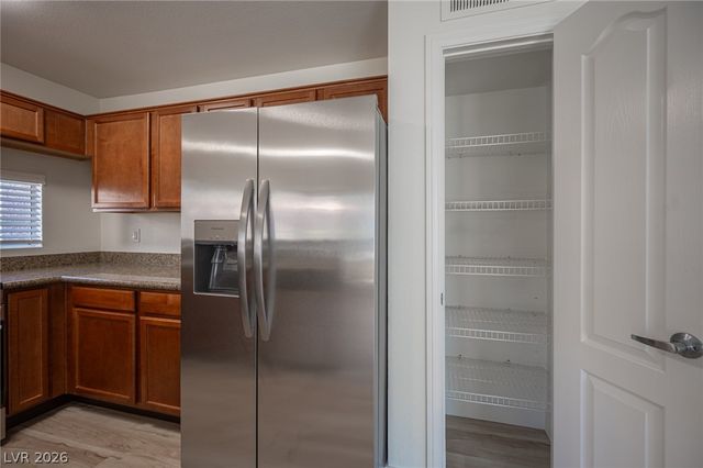 2101 Blue Breeze Drive 105, Las Vegas, NV 89128