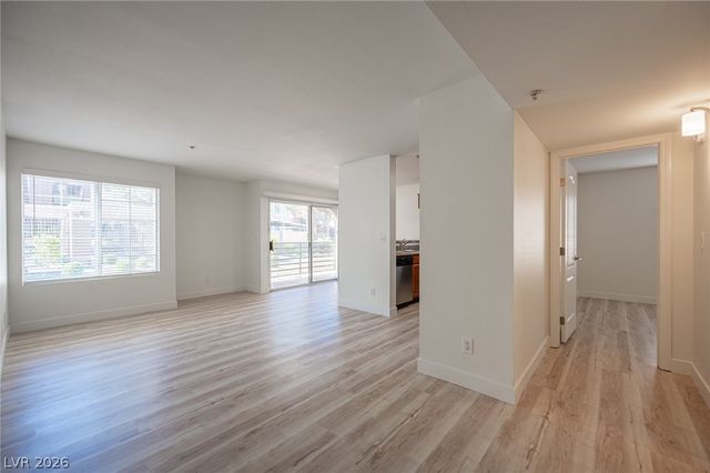 2101 Blue Breeze Drive 105, Las Vegas, NV 89128