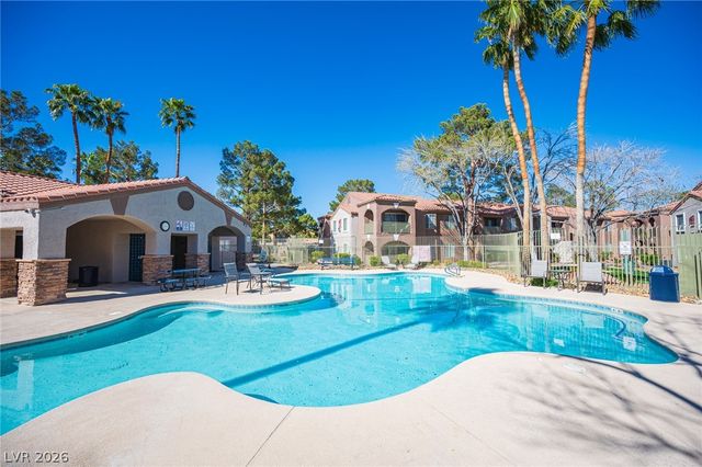 2101 Blue Breeze Drive 105, Las Vegas, NV 89128