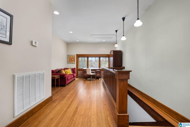 608 SE 5TH STREET, Cullman, AL 35055