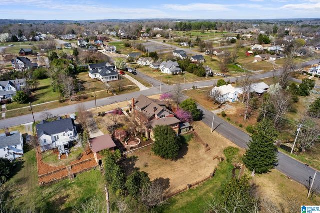 608 SE 5TH STREET, Cullman, AL 35055