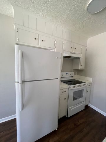 800 Concho, College Station, TX 77840