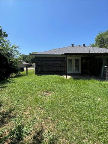 800 Concho, College Station, TX 77840