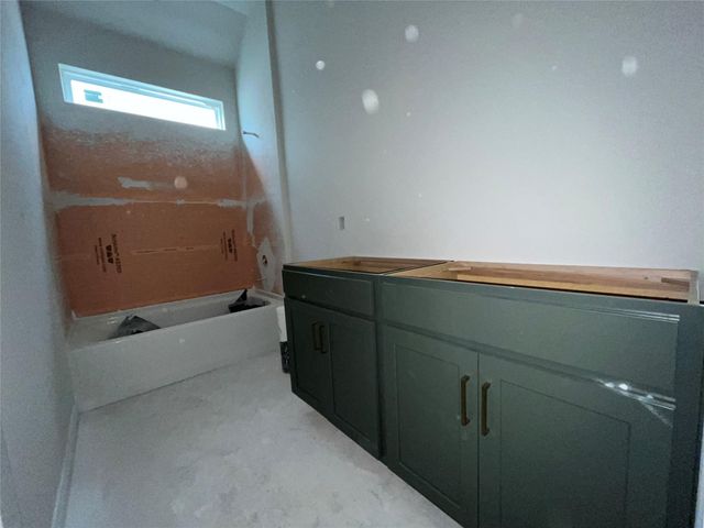 149 Clover BND, Liberty Hill, TX 78642