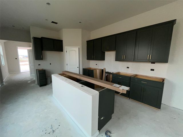 149 Clover BND, Liberty Hill, TX 78642