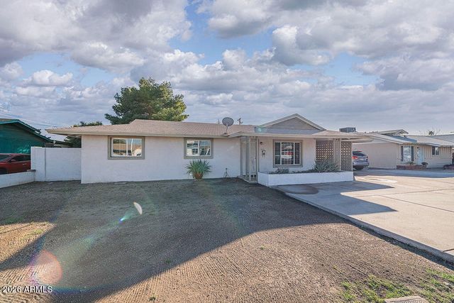 3715 W GLENDALE Avenue, Phoenix, AZ 85051