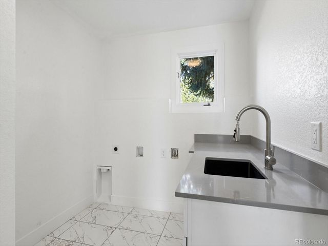 6844 Roaring Fork Trail, Boulder, CO 80301