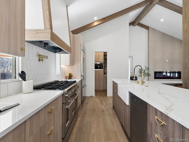 6844 Roaring Fork Trail, Boulder, CO 80301