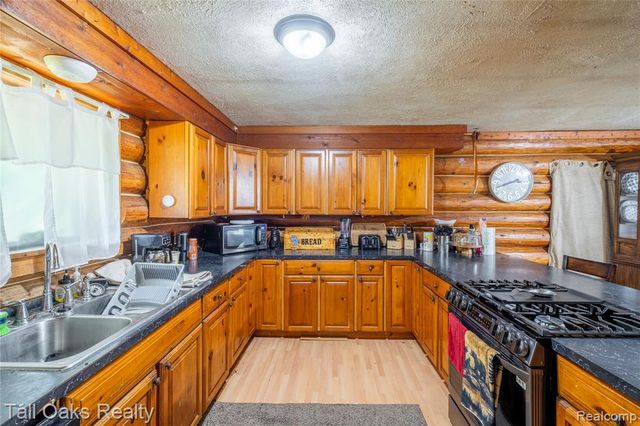 10363 N Bray Road, Clio, MI 48420