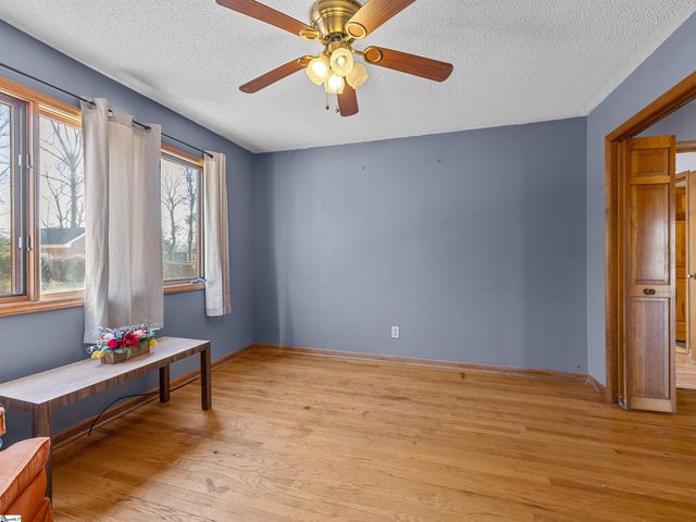 207 Woodgrove Trace Trace, Spartanburg, SC 29301