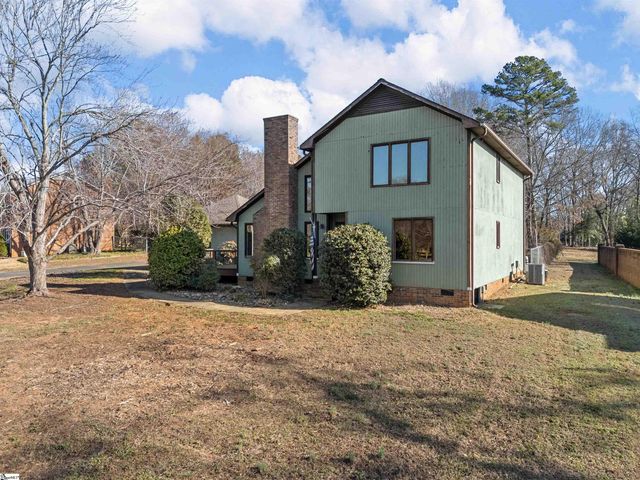 207 Woodgrove Trace Trace, Spartanburg, SC 29301