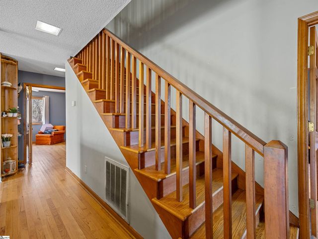 207 Woodgrove Trace Trace, Spartanburg, SC 29301