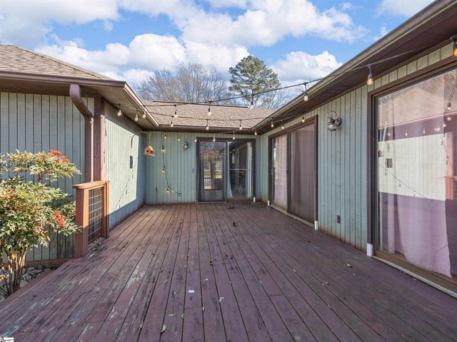 207 Woodgrove Trace Trace, Spartanburg, SC 29301