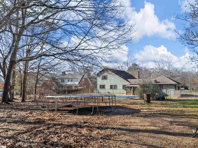 207 Woodgrove Trace Trace, Spartanburg, SC 29301