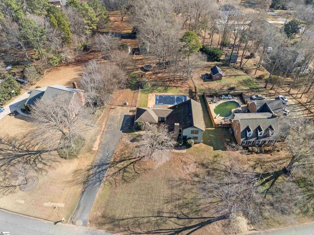 207 Woodgrove Trace Trace, Spartanburg, SC 29301