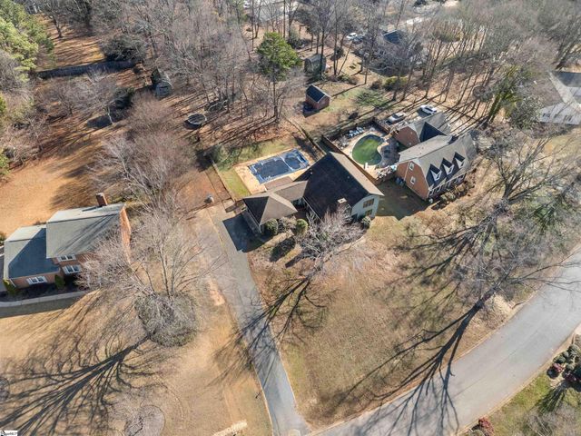 207 Woodgrove Trace Trace, Spartanburg, SC 29301