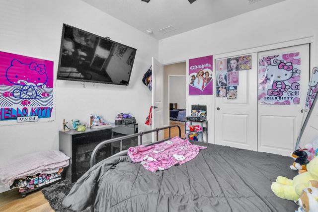 1519 S Minories Dr, Olivehurst, CA 95961