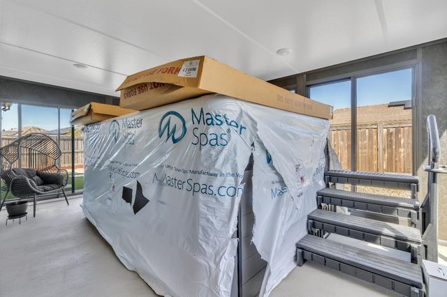 1519 S Minories Dr, Olivehurst, CA 95961