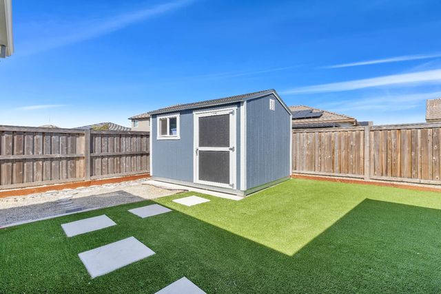 1519 S Minories Dr, Olivehurst, CA 95961