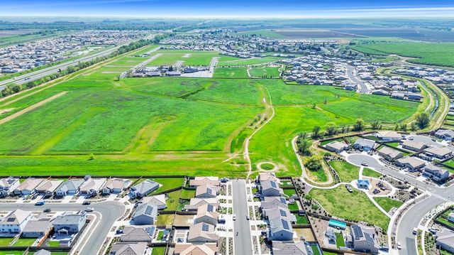 1519 S Minories Dr, Olivehurst, CA 95961