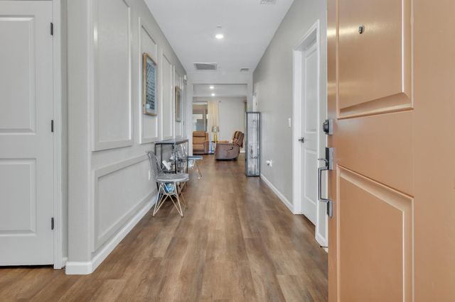 1519 S Minories Dr, Olivehurst, CA 95961