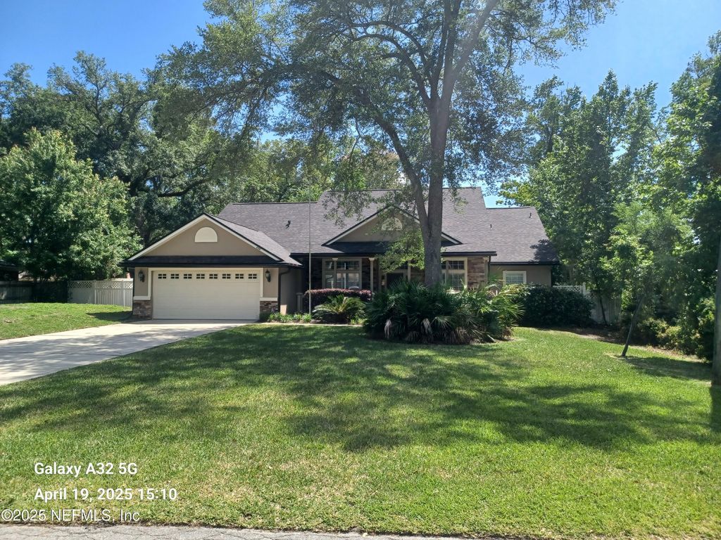 896 LIVE OAK Lane, Fleming Island, FL 32003