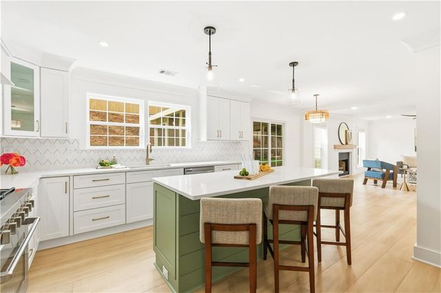 5190 Bankside Way, Peachtree Corners, GA 30092