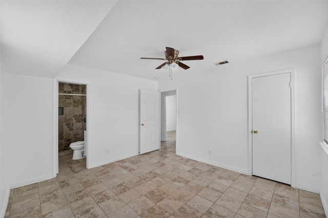 909 Rosewood Hills Drive, Garland, TX 75040