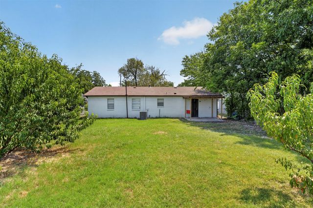 909 Rosewood Hills Drive, Garland, TX 75040
