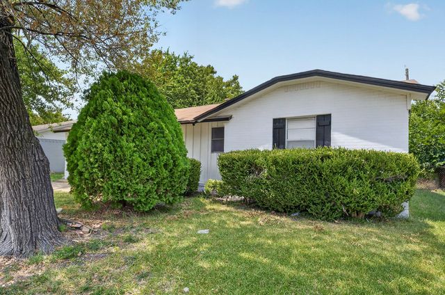 909 Rosewood Hills Drive, Garland, TX 75040