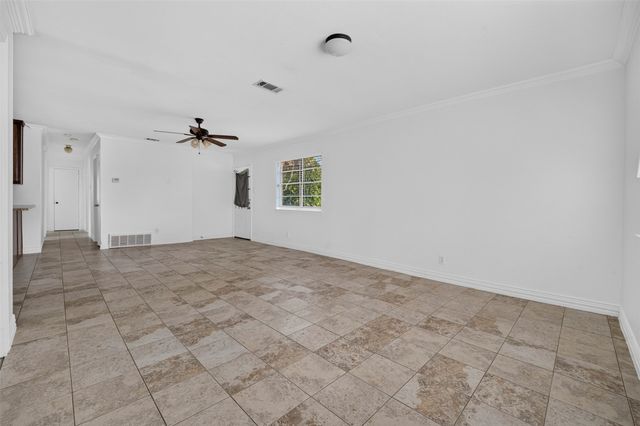 909 Rosewood Hills Drive, Garland, TX 75040