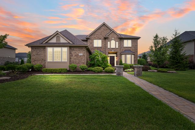 51847 Pierce Drive, Northville, MI 48167
