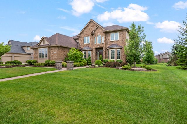 51847 Pierce Drive, Northville, MI 48167