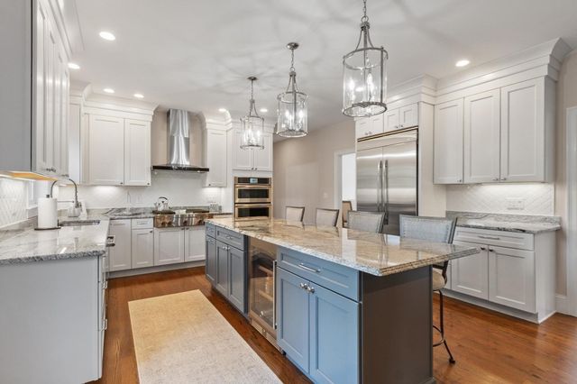 616 Prospect St, Leominster, MA 01453