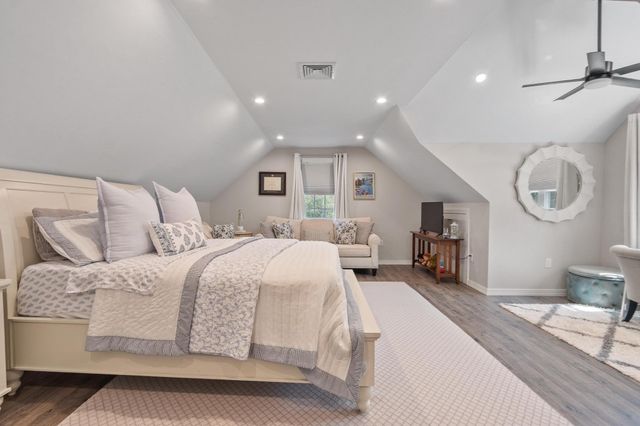616 Prospect St, Leominster, MA 01453