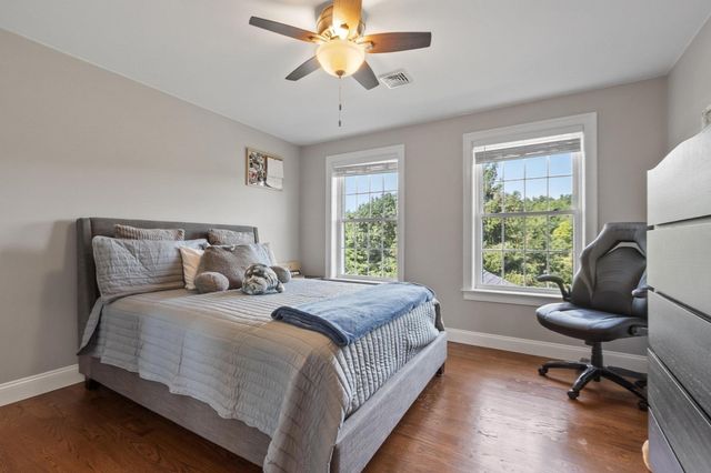 616 Prospect St, Leominster, MA 01453