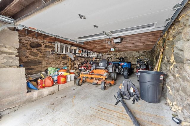 616 Prospect St, Leominster, MA 01453