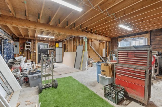 616 Prospect St, Leominster, MA 01453