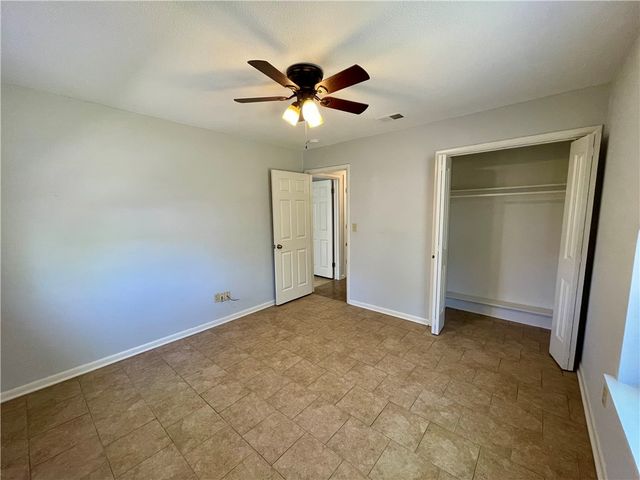 2209 Sycamore Place, Springdale, AR 72762