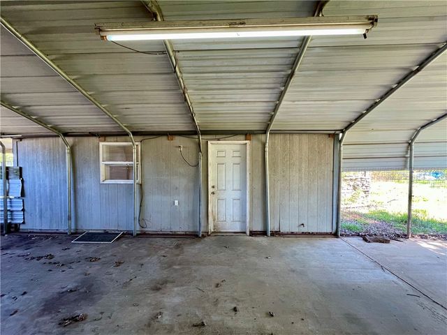 2209 Sycamore Place, Springdale, AR 72762