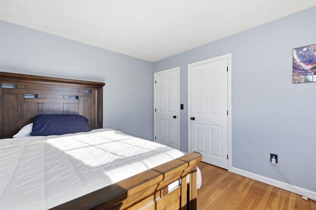 9 Lancelot Drive, Hooksett, NH 03106