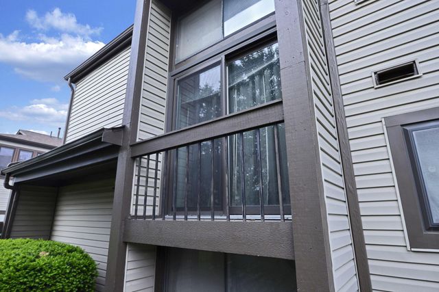 5261 Deignese Place, 17A, Columbus, OH 43228