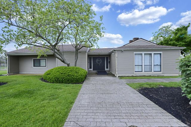 5261 Deignese Place, 17A, Columbus, OH 43228