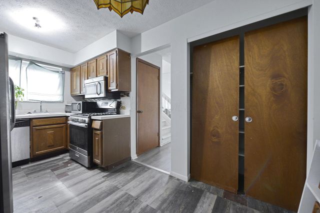 5261 Deignese Place, 17A, Columbus, OH 43228