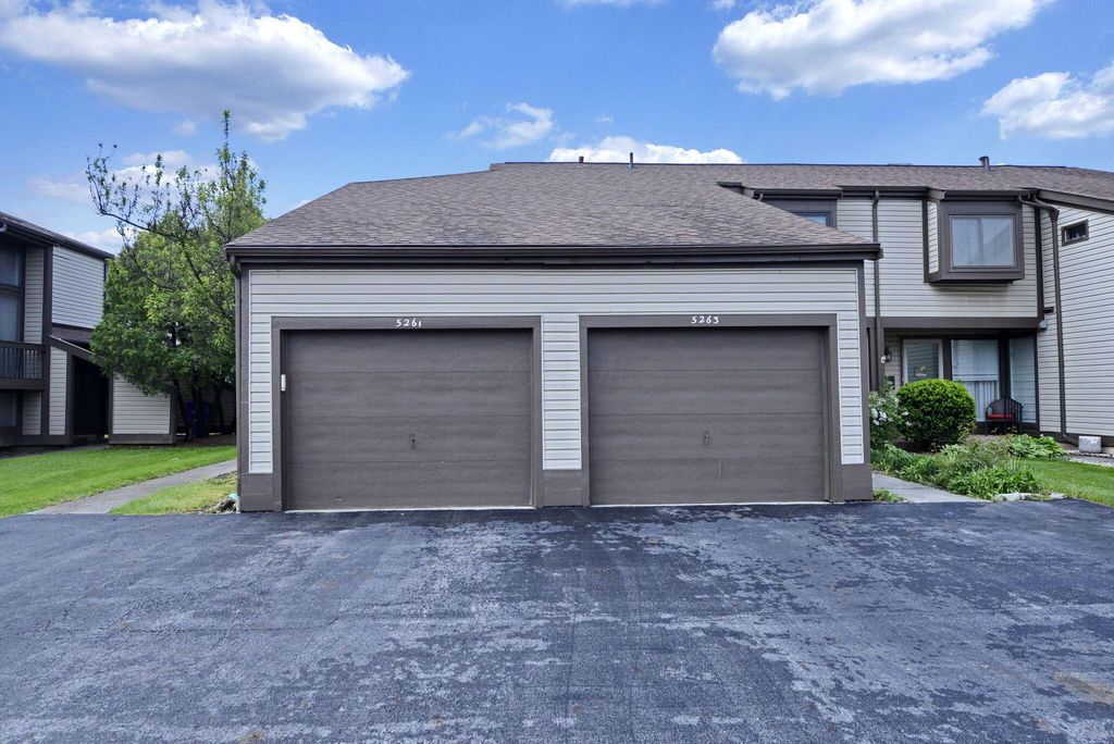5261 Deignese Place, 17A, Columbus, OH 43228