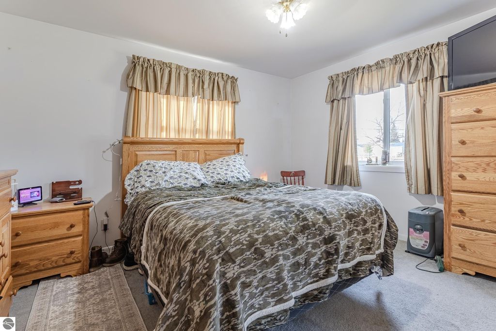 Image 17 of property listing at 2265 Michigan Avenue, Prescott, MI 48756